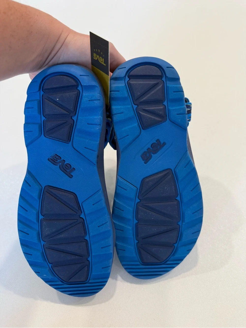 Teva Hurricane XLT 2 Junior Strappy Sandals Youth 5 Delmar Blue NWT